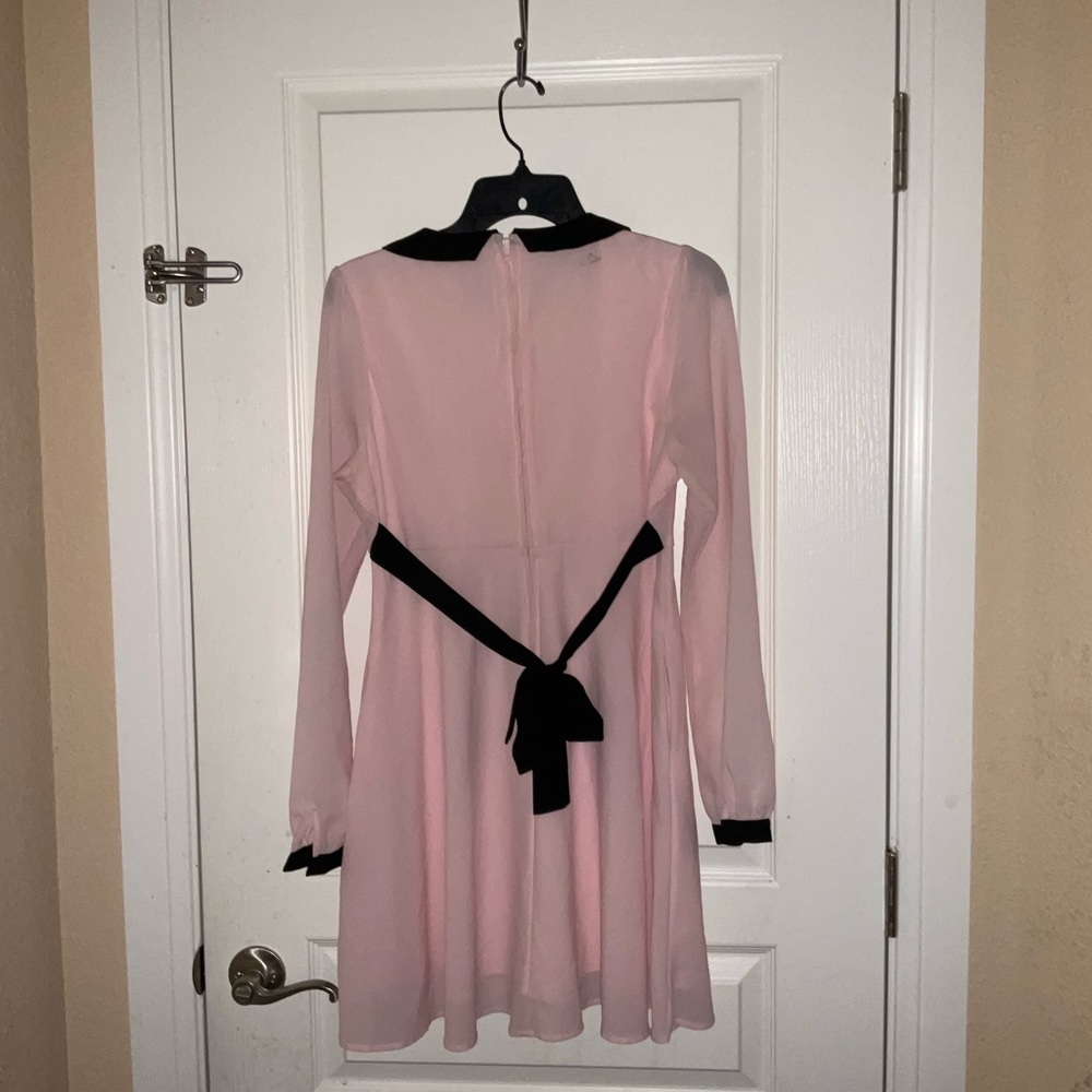 Dress - Picture 4 of 5